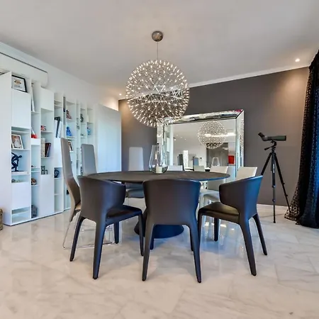 Coral- Managed By Almarina Villa *