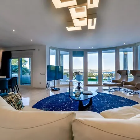 Coral- Managed By Almarina Villa *
